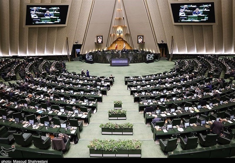 گزارش تسنیم| 2342 تذکر مجلس به دولت؛ سهم پزشکیان 200 تذکر
