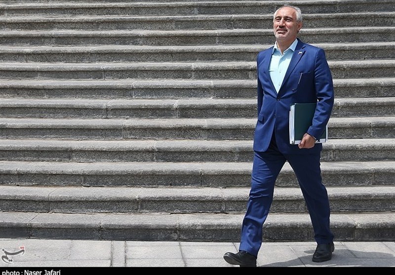 رد پای یک «اشتباه استراتژیک» در جهش ساعتی دلار/ چرا بازار ارز بعد از مصوبه دولت منفجر شد؟