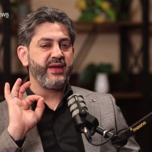 تحلیلگر لبنانی:هیچ قدرتی نمی‌تواند حزب‌الله را خلع سلاح کند/شیخ نعیم قاسم صهیونیستها را خسته کرده