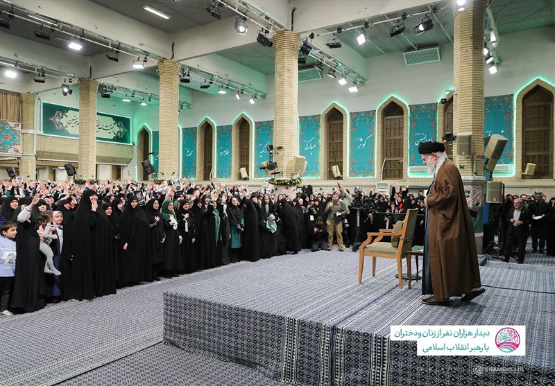 امام خامنه‌ای: «عدالت در رفتار اجتماعی و خانوادگی» از اولین حق زنان است