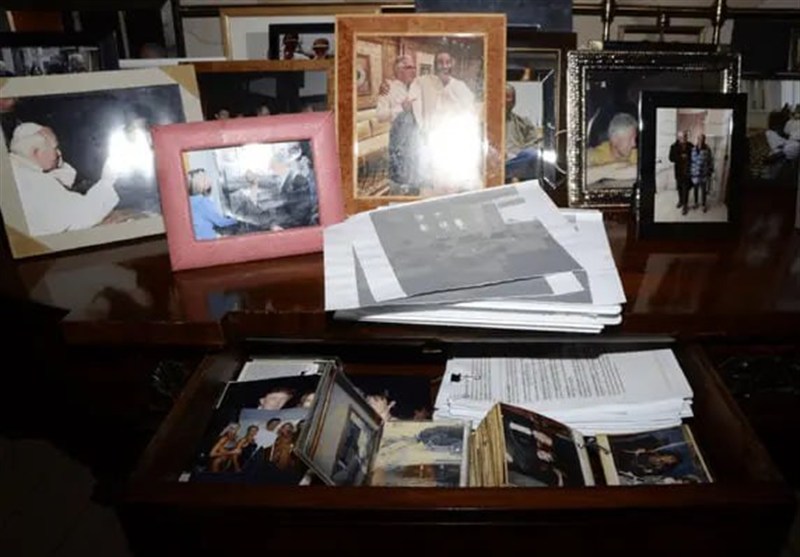 ناپدید شدن چندین پرونده مربوط به اپستین از جمله عکس ترامپ