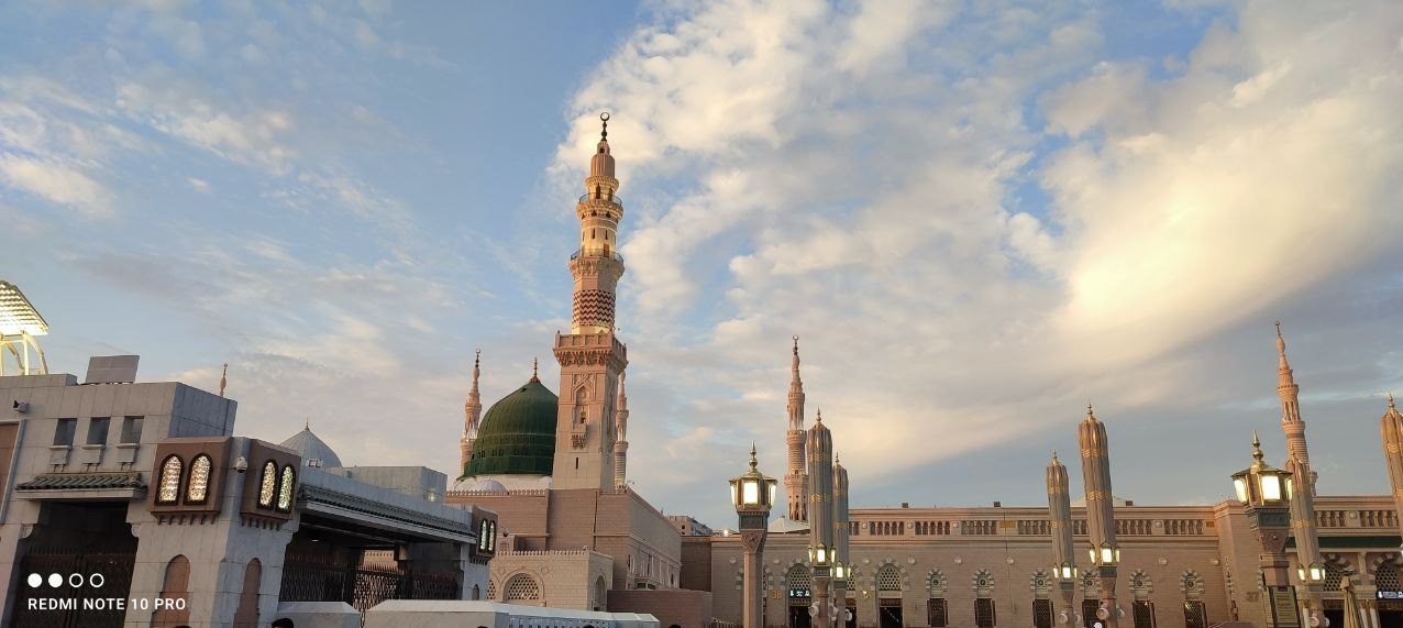 مدینه , احرام , ستاد عمره و عتبات دانشگاه , 