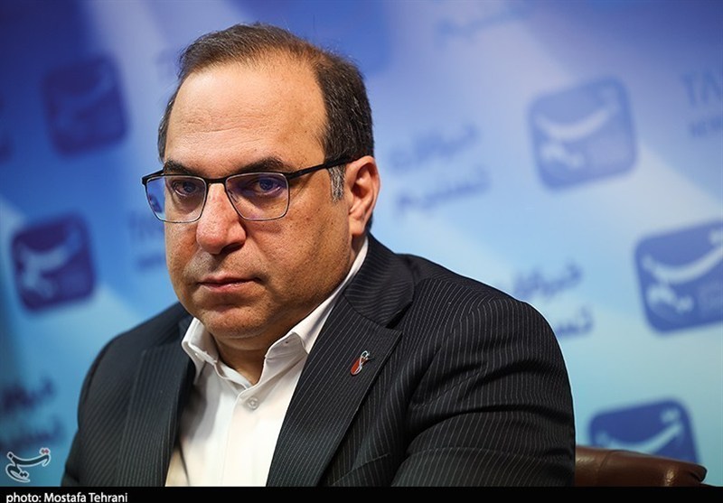 کادر درمان زیر فشار معیشت؛ اما بیمارستانی تعطیل نشده است