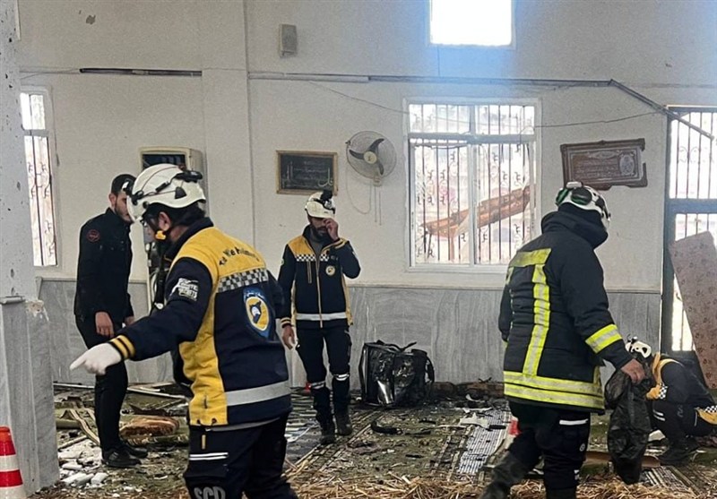 6 شهید و 21 زخمی در انفجار مسجدی در حمص سوریه