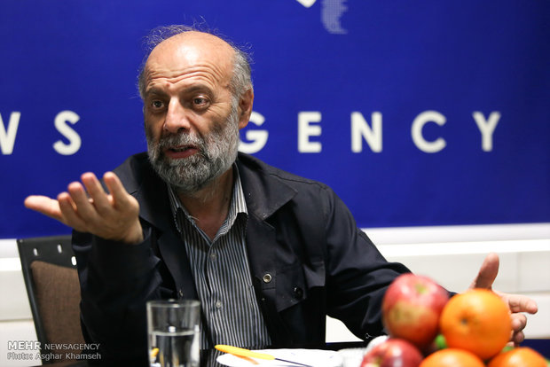 محجوب: راه عبور از رکود، تقویت تقاضا است