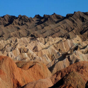 کوه‌های مریخی نهبندان؛ تابلوی رنگارنگ طبیعت در دل کویر