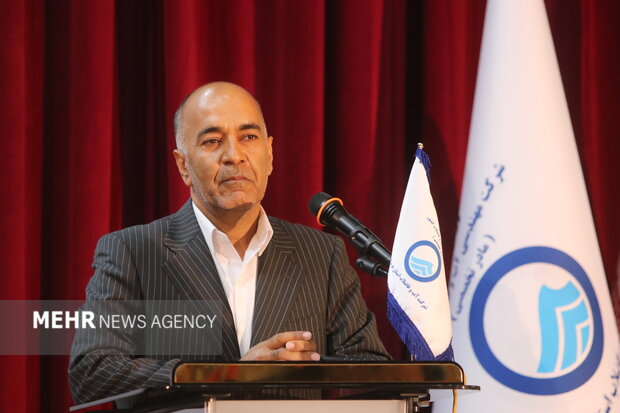 تداوم عملیات شبانه روزی و آماده باش ۳۰ اکیپ آب و فاضلاب در بندرعباس