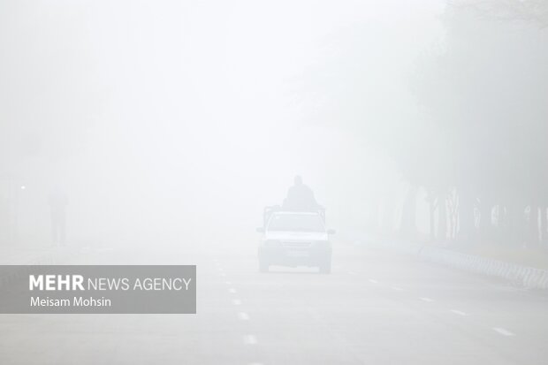 مه غلیظ صبحگاهی و کاهش دید در محورهای چهارمحال و بختیاری