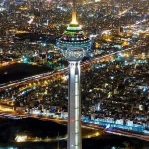 دانشجویان با تخفیف ویژه از برج میلاد بازدید کنند