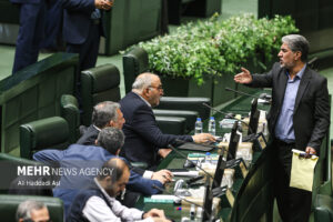 بررسی سوال از وزیر نیرو در دستورکار امروز مجلس