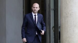 فرانسه، تحریم فعالان قوانین دیجیتال اروپا را محکوم کرد