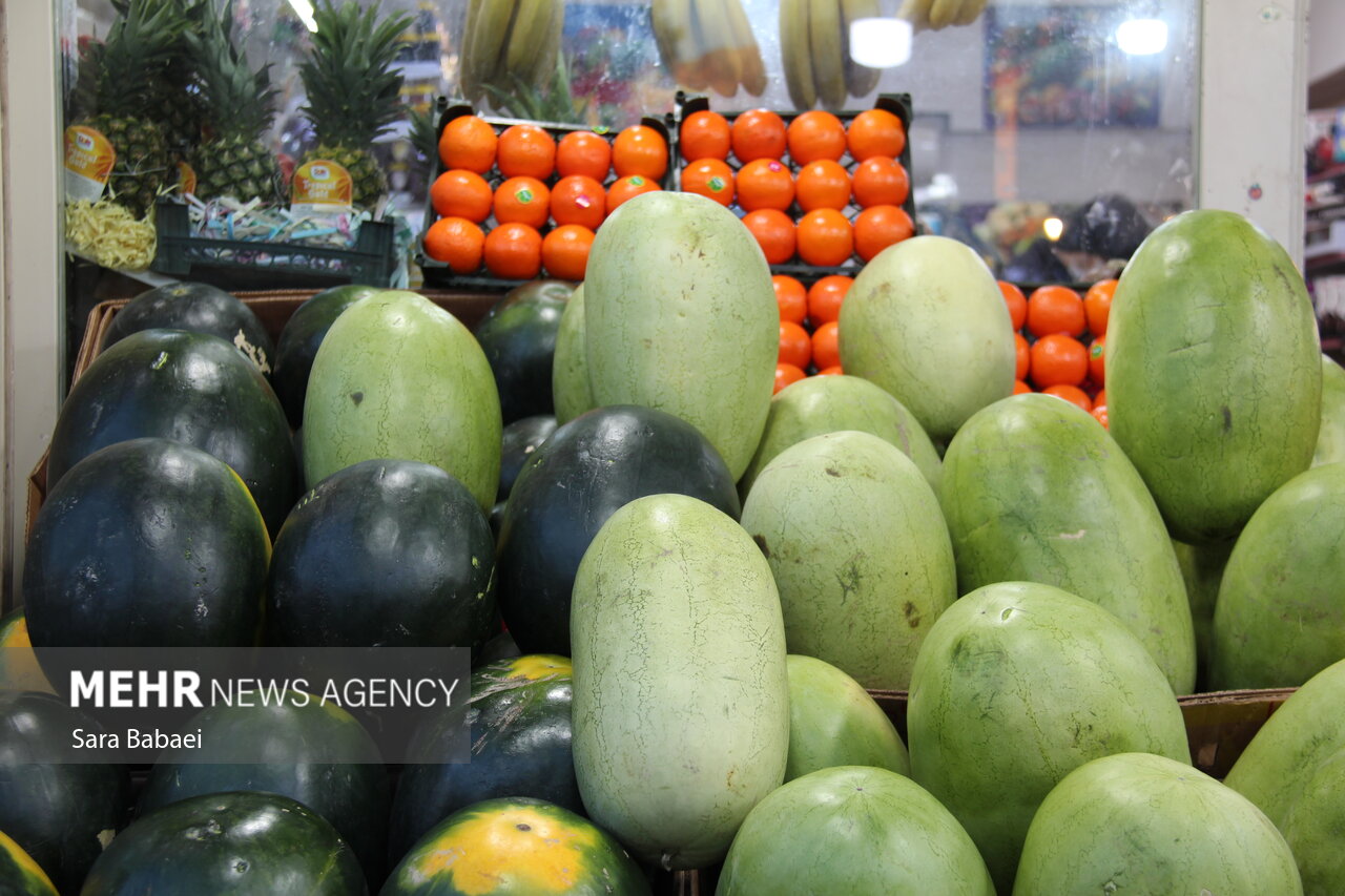 طعم شیرین یلدا را گرانی تلخ کرد؛ بررسی هزینه خانواده ها برای یک شب