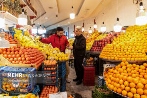 نظارت ویژه شب یلدا بر واحدهای صنفی چناران آغاز شد