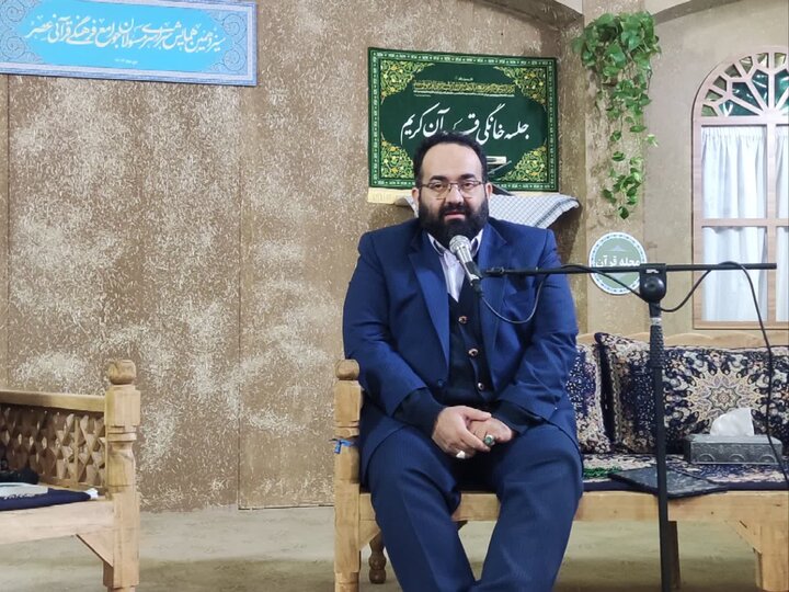 عبودتیان : حجت‌الاسلام حقانی جریان‌سازی مردمی را به الگو تبدیل کرد