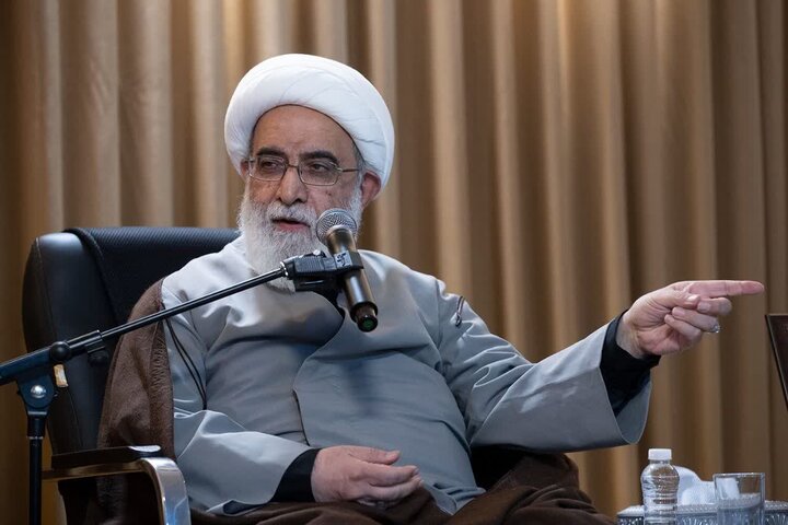 شب‌زنده‌دار: عزت اسلام در اجرای بی‌کم‌وکاست احکام الهی محقق می‌شود