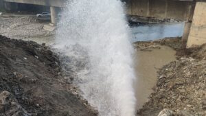 واحدهای عملیاتی آب در ۱۲ شهرستان ایلام در حالت آماده باش قرار دارند