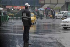 لغزندگی معابر تهران به‌دلیل بارش باران