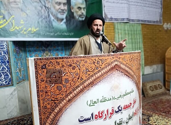 امام جمعه آوج: حمایت مردم از ولایت، فتنه‌ها و تهدیدها را خنثی کرده است
