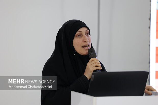 تشریح برنامه‌های هفته بزرگداشت مقام زن و مادر در بوشهر