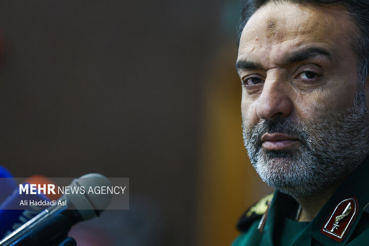 سردار زهرایی: بسیج گام دوم، بسیج همه مردم است