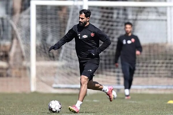 تشویق دو پرسپولیسی و استقلالی در ورزشگاه/ بازدید اوسمار از دروازه‌ها