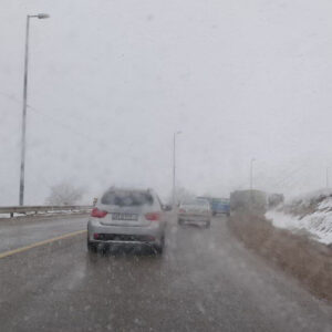 بارش برف در جاده کندوان
