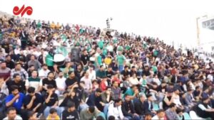 حضور پرشور هواداران خیبر در ورزشگاه تختی