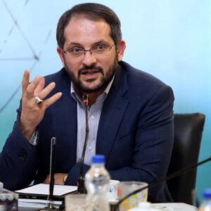 لزوم تقویت همزمان آموزش، پژوهش و ارتباط با جامعه در دانشگاه