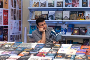برپایی نمایشگاه کتاب در دهگلان