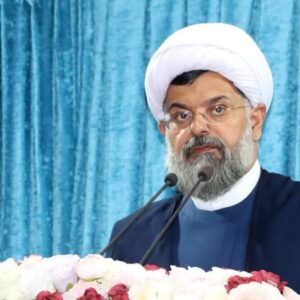 امام جمعه دشتی: بازار نباید رها باشد