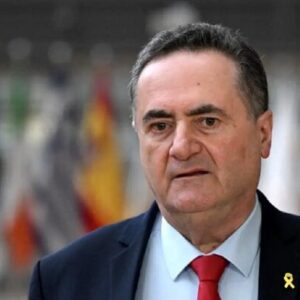 معاریو: اقدامات کاتز ارتش اسرائیل را تهدید می‌کند