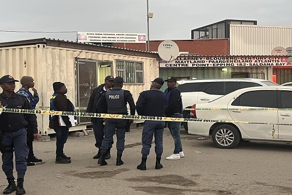 ۱۱ کشته و ۱۴ زخمی در تیراندازی در آفریقای جنوبی