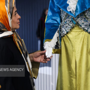 دومین جشنواره استانی «تن‌پوش نور» در باقرشهر برگزار شد