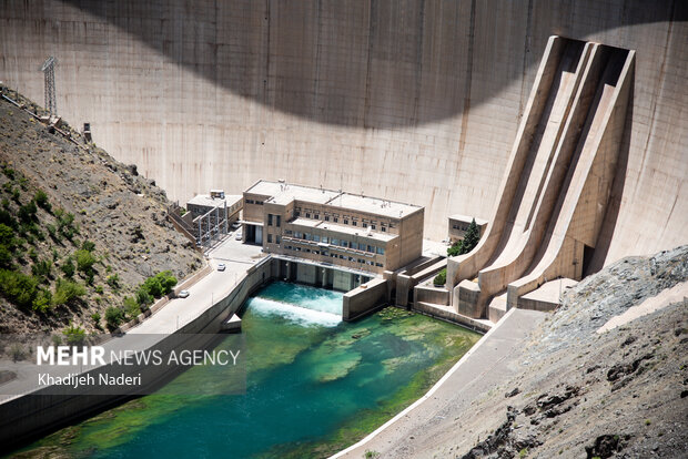 ۴۰ میلیون متر مکعب آب صنایع باید به زاینده رود برگردانده شود