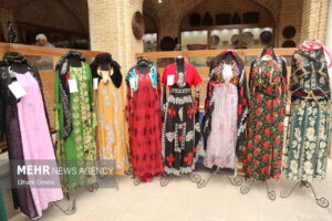 مد و لباس ایرانی مادخت؛ تلفیقی از هنر دستبافت بانوان مازندران