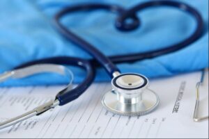 واکاوی علل پدیده زیرمیزی در نظام سلامت؛ چالشی فراتر از قم