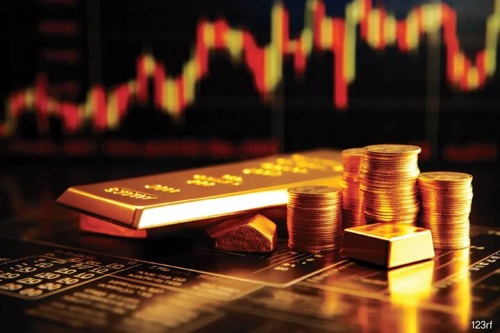 قیمت جهانی طلا کاهش یافت؛ هر اونس ۴۳۳۲ دلار و ۲۹ سنت