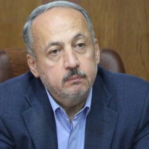 خدمات رسانی حمل و نقل عمومی متناسب با ساعات کاری باشد