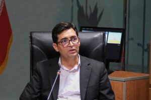 همکاری و پایبندی به دستورالعمل‌های ابلاغی نقشه راه عبور از پیک تابستان