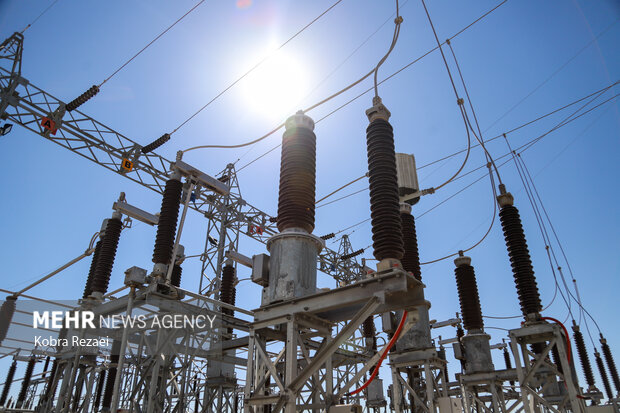 بومی‌سازی ۱۸ قلم کالای راهبردی صنعت آب و برق با کمک دانش بنیان ها