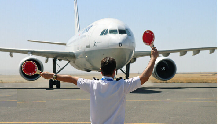 پرواز زاهدان - جده در شیراز فرود آمد