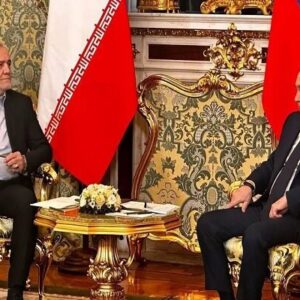 پزشکیان و پوتین در ترکمنستان دیدار می‌کنند