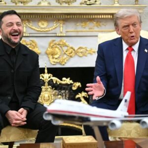 زلنسکی: آمریکا هنوز برای دیدن اوکراین در ناتو آماده نیست