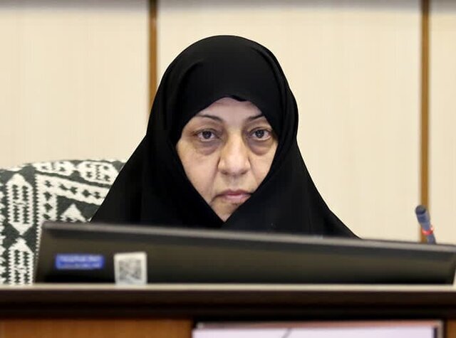 زارع: پیگیر ارتقای تجهیزات و تقویت توان آتش‌نشانی یزد هستیم