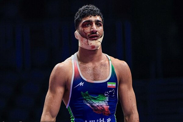 پاداش مدال طلا به دانیال سهرابی اهدا شد