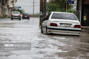 آماده‌باش نیروهای شهرداری همدان برای مقابله با آب‌گرفتگی معابر