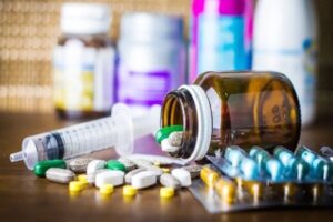 نظام دارویی کردستان زیر ذره‌بین؛ هشدار درباره قاچاق دارو