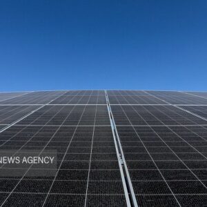 اعطای تسهیلات احداث نیروگاه‌های خورشیدی در فارس آغاز شد