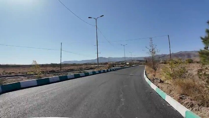 فاز نخست محور بستک–بندرعباس در محدوده روستای دهنگ بازگشایی شد