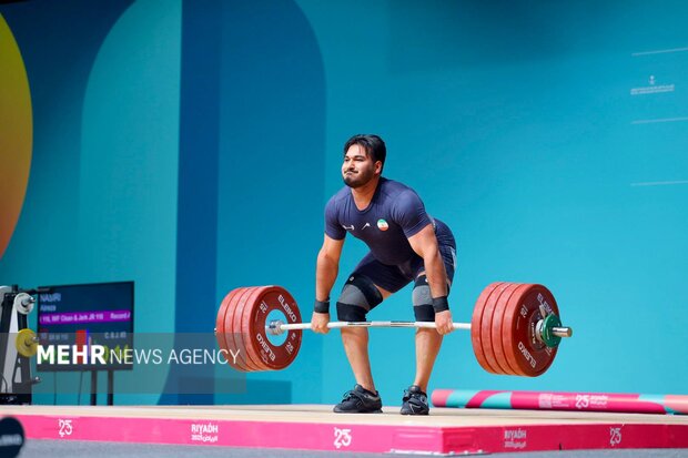 انتقاد نایب قهرمان جهان از قرارداد وزنه‌برداران/ بالاترین رقم عجیب است